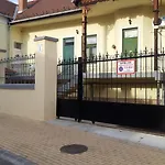 Kedvencapartman דירה *